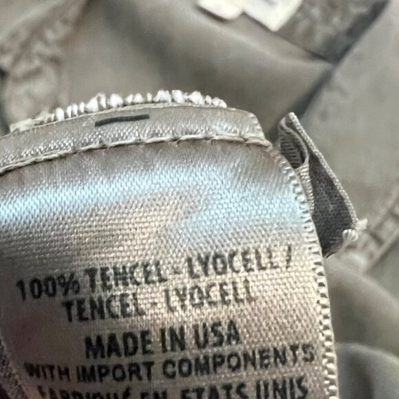 Cloth & Stone Olive Green Tencel & Lyocell Safari Button Down Spread‎ Collar - Picture 5 of 8